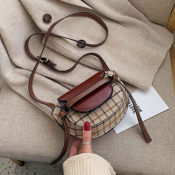 new one-shoulder plaid bag mini wild classic crossbody saddle canvas pu shoulder bag sewing shoulder bags for women
new one-shoulder plaid bag mini wild classic crossbody saddle canvas pu shoulder bag sewing shoulder bags for women