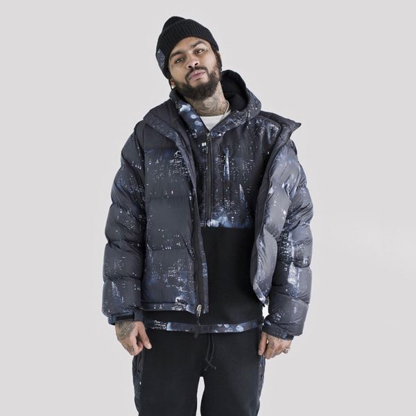 20fw night view classic hooded down jackets winter warm fashion coats windproof down jacket high street outdoor outwear hfymyrf079, Black
20fw night view classic hooded down jackets winter warm fashion coats windproof down jacket high street outdoor outwear hfymyrf079, Black