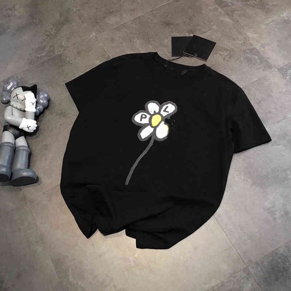 2022 factory wholesale new couple short sleeve summer pa floret front and back foam letter loose t-shirt, White;black
2022 factory wholesale new couple short sleeve summer pa floret front and back foam letter loose t-shirt, White;black
