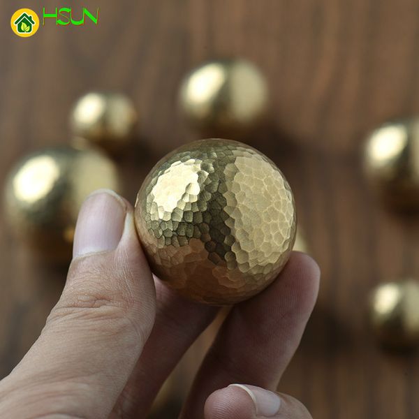 2 pcs gold brass round cabinet door knobs and handles furnitures cupboard wardrobe drawer pull handles
2 pcs gold brass round cabinet door knobs and handles furnitures cupboard wardrobe drawer pull handles