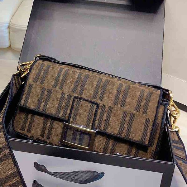 classic women evening bags envelope flap letter embroidery handbags purses small genuine leather totes shoulder clutch crossbody bag
classic women evening bags envelope flap letter embroidery handbags purses small genuine leather totes shoulder clutch crossbody bag