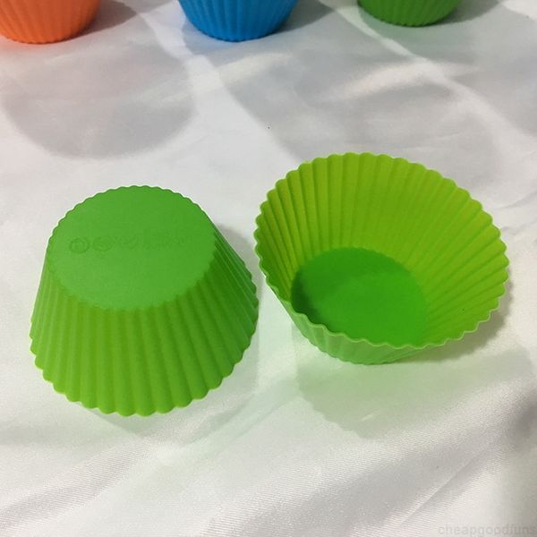 factory cup colorful 27cm silicone cupcake mold muffin case bakeware maker baking moulds cake tools hha2722128 28
factory cup colorful 27cm silicone cupcake mold muffin case bakeware maker baking moulds cake tools hha2722128 28