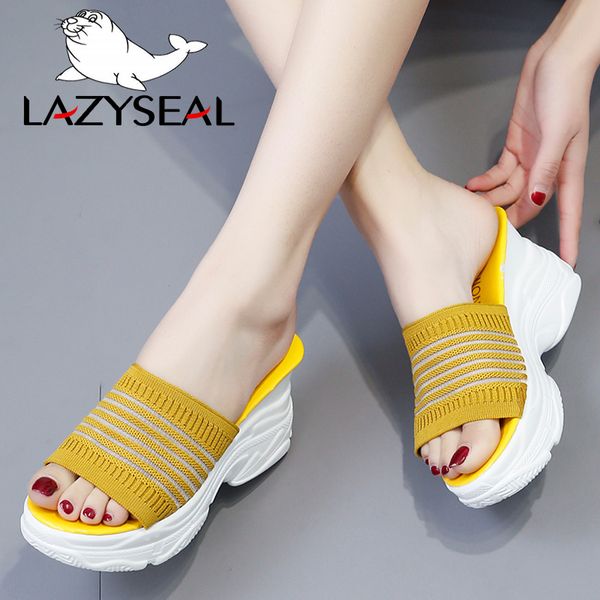 lazyseal cotton fabric platform slippers woman slides fashion gingham thick bottom women wedge shoes non-slip ladies flip flops x1020, Black
lazyseal cotton fabric platform slippers woman slides fashion gingham thick bottom women wedge shoes non-slip ladies flip flops x1020, Black