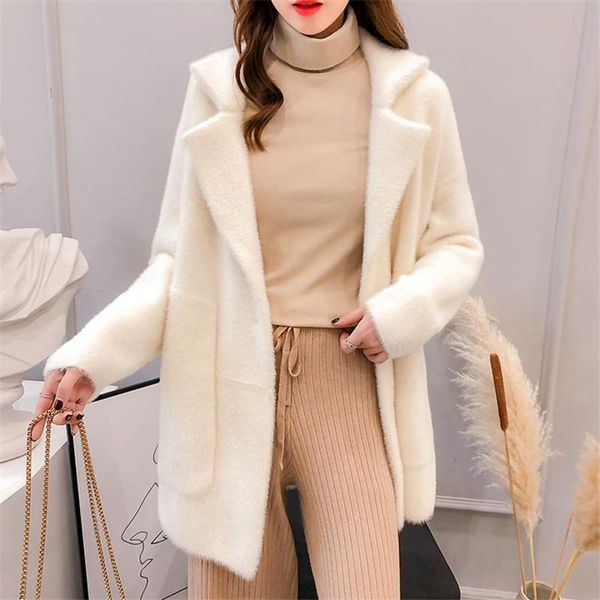 2020 autumn and winter new women's long-sleeved coat loose easy matching thick cardigan fashion solid women color coat, Black
2020 autumn and winter new women's long-sleeved coat loose easy matching thick cardigan fashion solid women color coat, Black