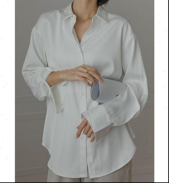 solid satin blouse women maxi elegant vintage long sleeve mujer white office lady loose spring autumn women 2021 
solid satin blouse women maxi elegant vintage long sleeve mujer white office lady loose spring autumn women 2021