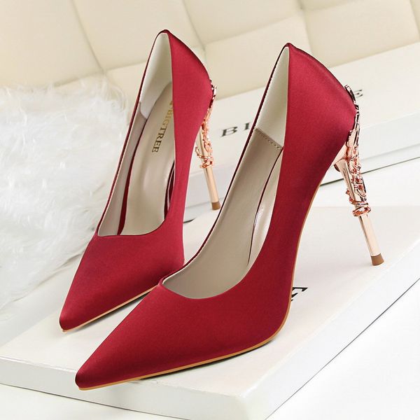 2020 women of more the size high heel bomb women's shoes single female leather girls wedding party booster woman yvuk, Black
2020 women of more the size high heel bomb women's shoes single female leather girls wedding party booster woman yvuk, Black