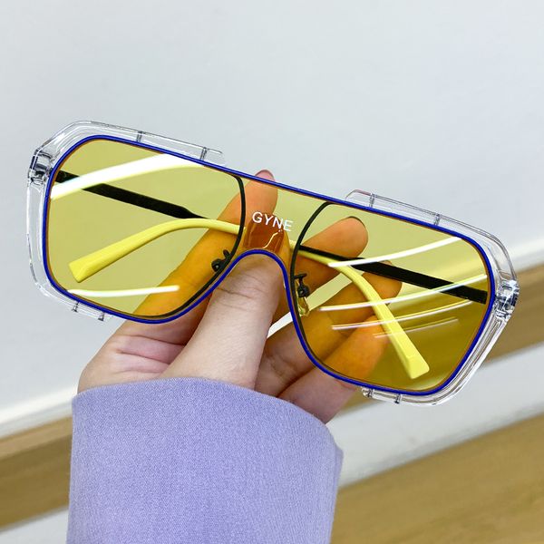 korean version of ins sunglasses female tide yellow one square trembling tiktok glasses cool face, thin net red, White;black
korean version of ins sunglasses female tide yellow one square trembling tiktok glasses cool face, thin net red, White;black