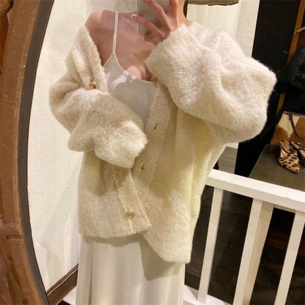 oversize simple solid elegant termperament sweater cardigans for ladies loose chic metal button cardigans winter hoodies 2021, White
oversize simple solid elegant termperament sweater cardigans for ladies loose chic metal button cardigans winter hoodies 2021, White