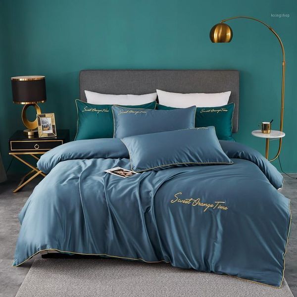 pure cotton four-piece set, 60 cotton long-staple cotton, 1.8m bedding and quilt cover printed three-piece bedding1
pure cotton four-piece set, 60 cotton long-staple cotton, 1.8m bedding and quilt cover printed three-piece bedding1
