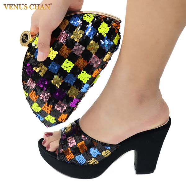 latest african matching shoes and bag in black color italian with shinning crystal african lady shoes and bag 1007, Black;white
latest african matching shoes and bag in black color italian with shinning crystal african lady shoes and bag 1007, Black;white