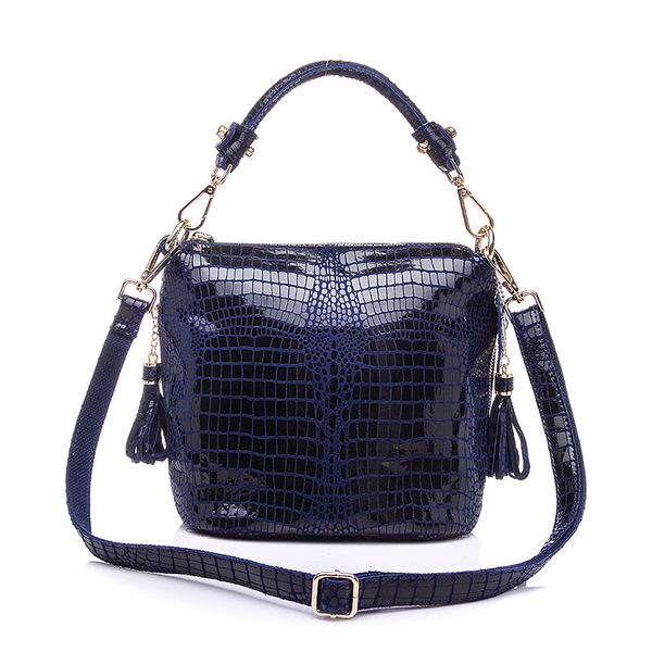 2021 genuine handbags women small totes shoulder crossbody bags classic serpentine leather bag e52q
2021 genuine handbags women small totes shoulder crossbody bags classic serpentine leather bag e52q