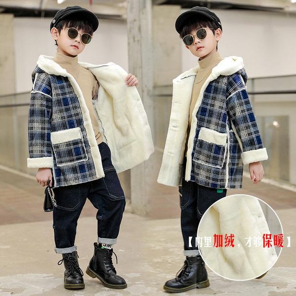 children's clothing boys winter clothing fleece trench coat 2021 new children's plaid jacket fur integrated thickened coat whole, Blue;gray
children's clothing boys winter clothing fleece trench coat 2021 new children's plaid jacket fur integrated thickened coat whole, Blue;gray