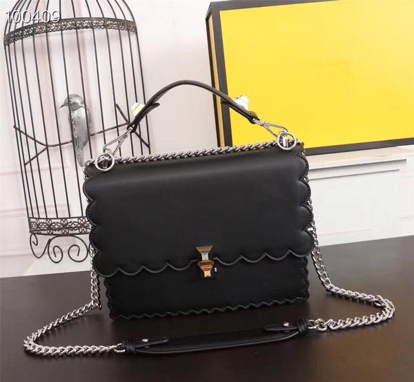 2019 new fashionable leather large-capacity single shoulder bag, simple and practical design, transportation around the world
2019 new fashionable leather large-capacity single shoulder bag, simple and practical design, transportation around the world