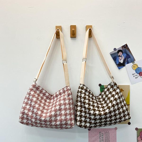 cross body retro shoulder handbag lattice pattern crossbody bag female cotton bucket totes youth ladies simple versatile
cross body retro shoulder handbag lattice pattern crossbody bag female cotton bucket totes youth ladies simple versatile