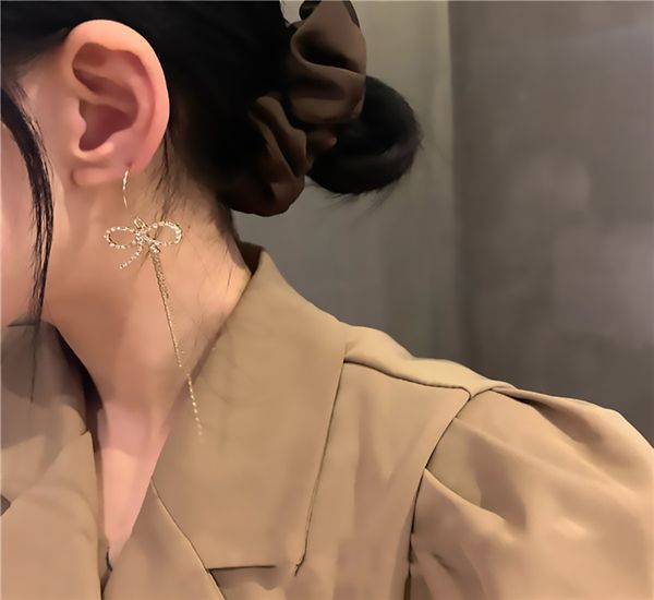 fairy earrings korean temperament long tassel bow diamond earrings exquisite ins advanced thin wild tide, Black
fairy earrings korean temperament long tassel bow diamond earrings exquisite ins advanced thin wild tide, Black