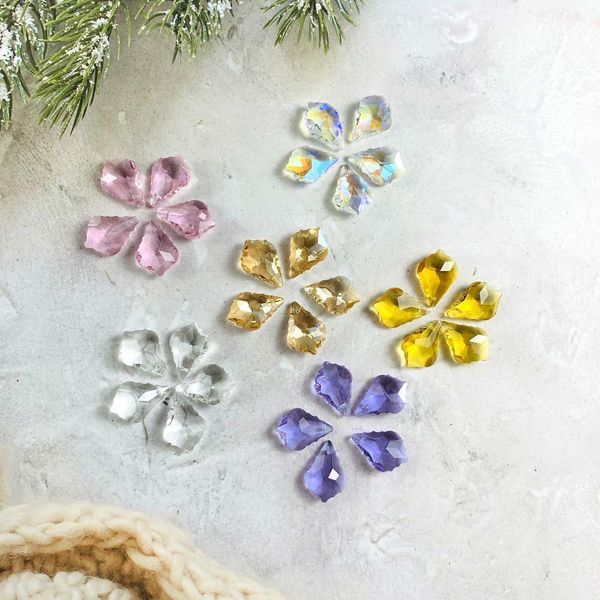 22mm 10pcs colorful maple leaf crystal prism lighitng suncatcher chandelier parts mini crystal pendant for home wedding decor h jllynf
22mm 10pcs colorful maple leaf crystal prism lighitng suncatcher chandelier parts mini crystal pendant for home wedding decor h jllynf