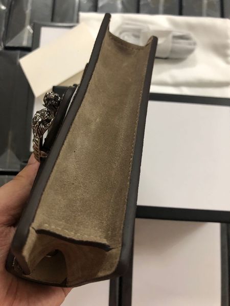 2020 new brand fashion luxury designer womens bags handbagsf women and men wallets change purse wrist purse hand purse leather shoulder bags
2020 new brand fashion luxury designer womens bags handbagsf women and men wallets change purse wrist purse hand purse leather shoulder bags
