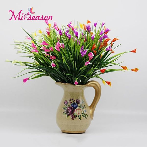 7 branches beautiful 25 heads/bouquet mini artificial calla with leaf silk fake lily aquatic plants home room decoration flower
7 branches beautiful 25 heads/bouquet mini artificial calla with leaf silk fake lily aquatic plants home room decoration flower