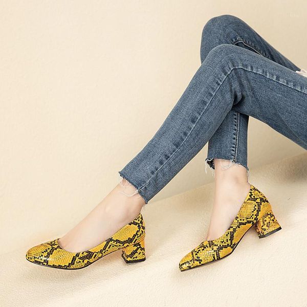 dress shoes ymechic fashion 2021 women shallow snake print yellow red white block heels office career woman pumps1, Black
dress shoes ymechic fashion 2021 women shallow snake print yellow red white block heels office career woman pumps1, Black