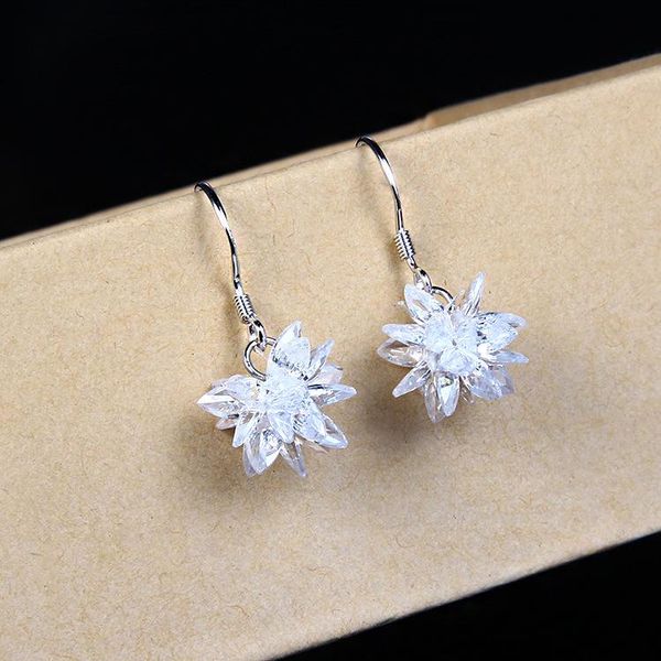 anenjery 925 sterling silver hollow snowflake zircon flower stud earrings for women christmas gift brincos oorbellen s-e267
anenjery 925 sterling silver hollow snowflake zircon flower stud earrings for women christmas gift brincos oorbellen s-e267