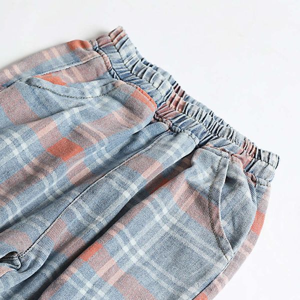 jeans women's summer 2020 new korean thin elastic waist capris plaid loose harem casual pants, Black;white
jeans women's summer 2020 new korean thin elastic waist capris plaid loose harem casual pants, Black;white