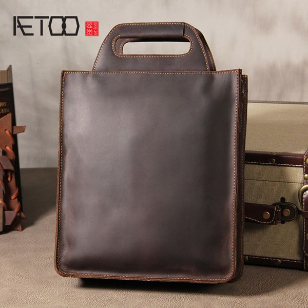 aetoo mad horse leather men's bag, vertical handbag, european and american retro shoulder slant bag, simple business leather bag
aetoo mad horse leather men's bag, vertical handbag, european and american retro shoulder slant bag, simple business leather bag