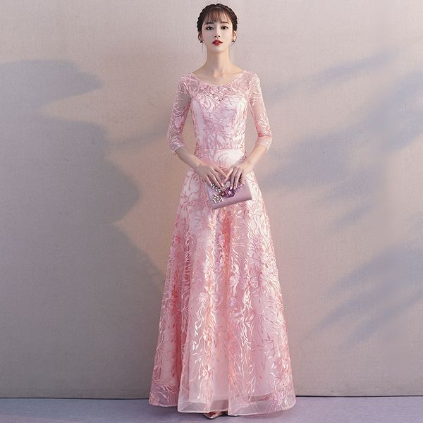 robe de soiree o-neck slim elegant transparent lace embroidery a-line long evening dresses vestido de festa prom party dresses, Black;red
robe de soiree o-neck slim elegant transparent lace embroidery a-line long evening dresses vestido de festa prom party dresses, Black;red