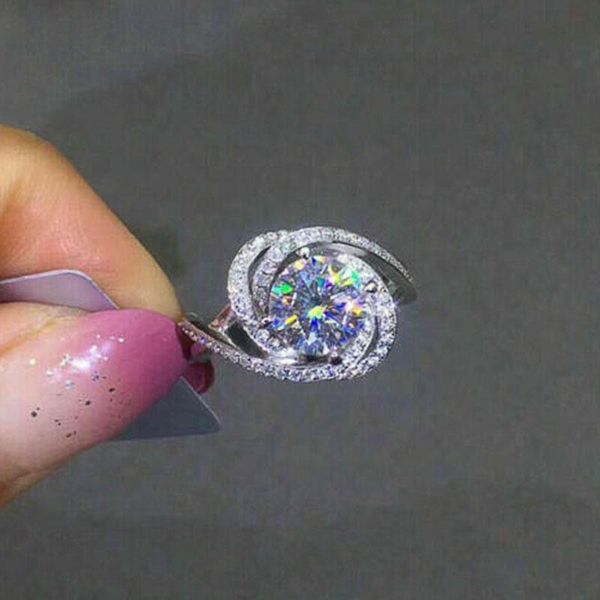 luxury wedding engagement rings for women big round cubic zircon delicate female women's ring new year gift jewelry kcr162, Slivery;golden
luxury wedding engagement rings for women big round cubic zircon delicate female women's ring new year gift jewelry kcr162, Slivery;golden
