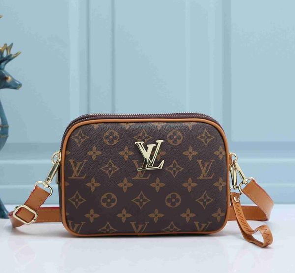 ladies handbag leather letter printing one shoulder messenger bag fashion double zipper ladies handbag purse, Black;red
ladies handbag leather letter printing one shoulder messenger bag fashion double zipper ladies handbag purse, Black;red