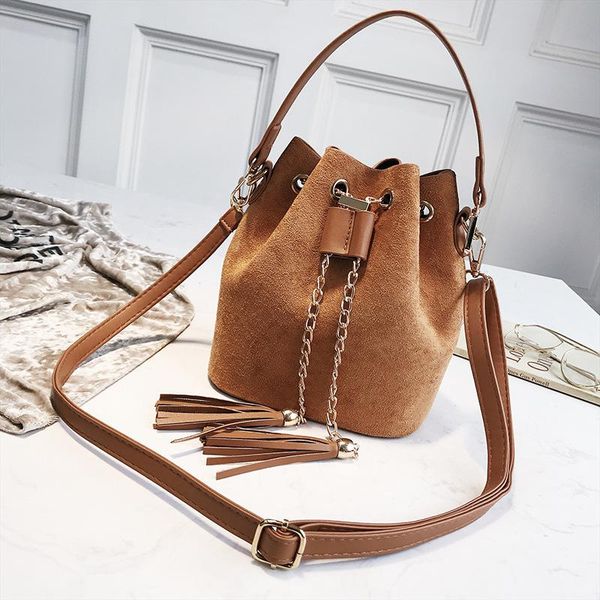 2020 new messenger bag handbag frosted suede bucket bag storage small tassel pu leather lady shoulder crossbody bolsos
2020 new messenger bag handbag frosted suede bucket bag storage small tassel pu leather lady shoulder crossbody bolsos