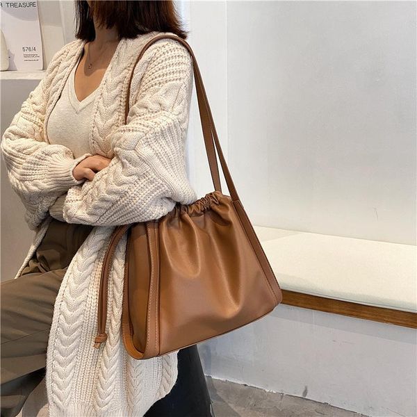 shoulder bags big bag women's 2021 style simple single korean foreign drawstring tote
shoulder bags big bag women's 2021 style simple single korean foreign drawstring tote