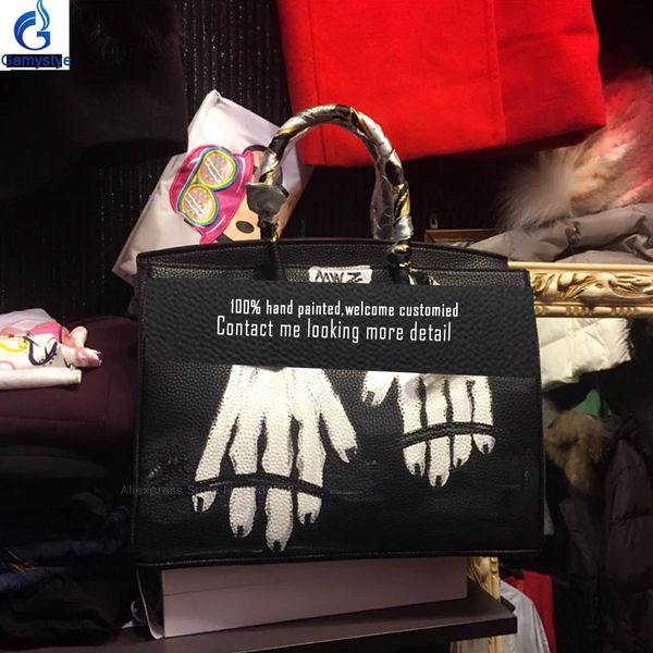 2020 100% genuine leather bags for women punk halloween scary white skull hand finger women handbags classic totes gold lock
2020 100% genuine leather bags for women punk halloween scary white skull hand finger women handbags classic totes gold lock
