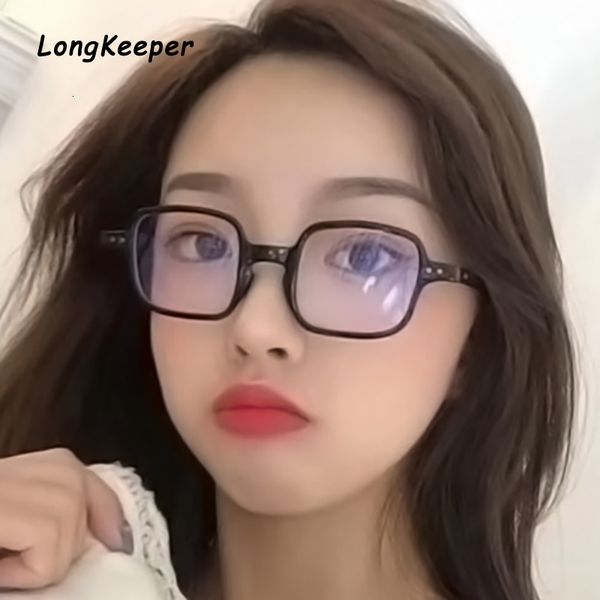 2012 women glasses frame men anti blue light eyeglasses frame vintage square clear lens glasses optical spectacle frame, White;black
2012 women glasses frame men anti blue light eyeglasses frame vintage square clear lens glasses optical spectacle frame, White;black