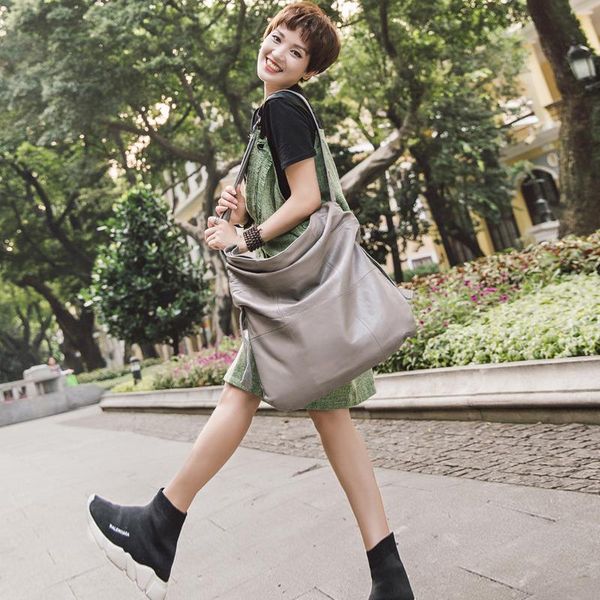 casual women hobo bag soft genuine leather hip-hop fashion shoulder bags female large tote bucket shopping handbag messenger bag
casual women hobo bag soft genuine leather hip-hop fashion shoulder bags female large tote bucket shopping handbag messenger bag