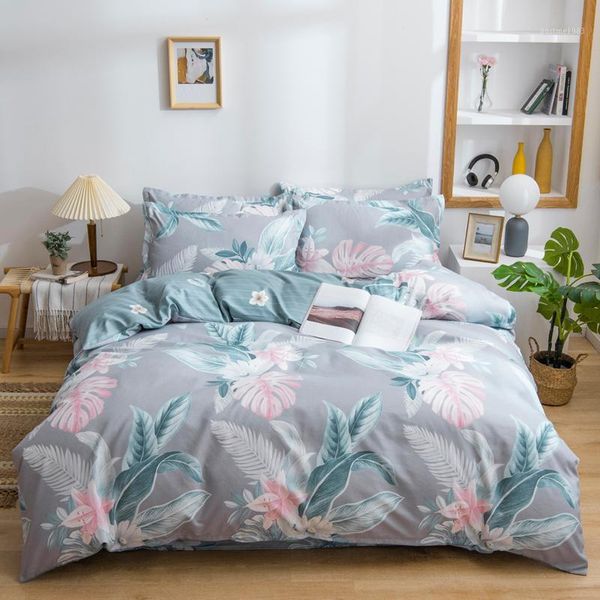 europe style duvet cover sets bedding set quilt covers pillowcase flower king double single full size bed linen bedclothes1
europe style duvet cover sets bedding set quilt covers pillowcase flower king double single full size bed linen bedclothes1