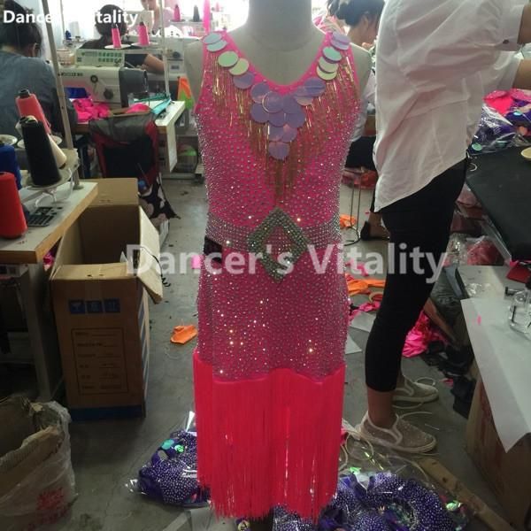 diamond sequins tassel child latin dance dresses kids ballroom dance costume girl modern dress women waltz dress, Black;red
diamond sequins tassel child latin dance dresses kids ballroom dance costume girl modern dress women waltz dress, Black;red