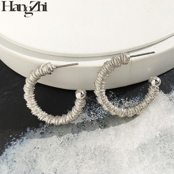 huanzhi 2020 new personality geometric round c shape texture alloy metal hoop earrings circle punk for woman girls jewelry gift1, Golden;silver
huanzhi 2020 new personality geometric round c shape texture alloy metal hoop earrings circle punk for woman girls jewelry gift1, Golden;silver