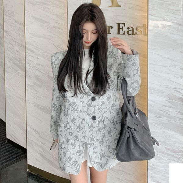2021 new korean floral blazer women england long sleeve designer coat winter business office lady suit casual female jacket new taz4, White;black
2021 new korean floral blazer women england long sleeve designer coat winter business office lady suit casual female jacket new taz4, White;black