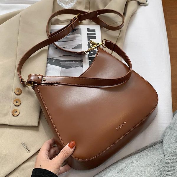solid simple women's shoulder bag small vintage designer baguette crossbody bag pu leather fashion handbags female
solid simple women's shoulder bag small vintage designer baguette crossbody bag pu leather fashion handbags female
