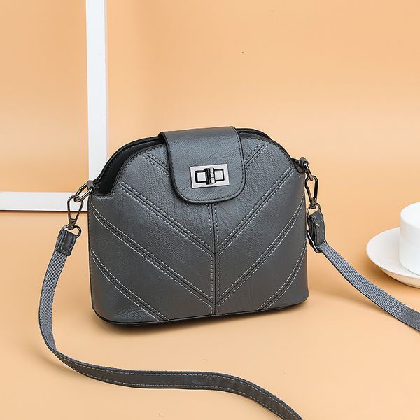 hbp non-brand women's new small cross carrying mini bag, versatile in autumn and winter, fashionable and simple bucket bag sport.0018
hbp non-brand women's new small cross carrying mini bag, versatile in autumn and winter, fashionable and simple bucket bag sport.0018