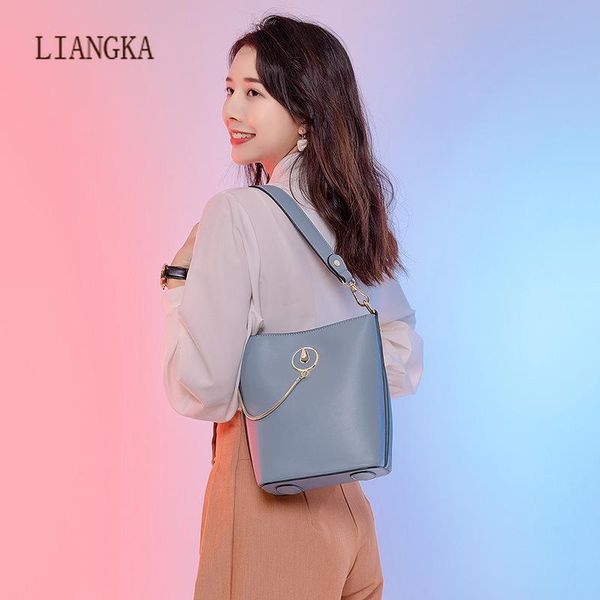 2021 new fashion women's bucket bags large capacity high-quality leather crossbody bags casual two-piece handbags
2021 new fashion women's bucket bags large capacity high-quality leather crossbody bags casual two-piece handbags