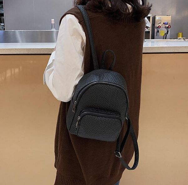 hight quality women's palm springs mini backpack genuine leather children backpacks women printing leather fashion mini backpack
hight quality women's palm springs mini backpack genuine leather children backpacks women printing leather fashion mini backpack