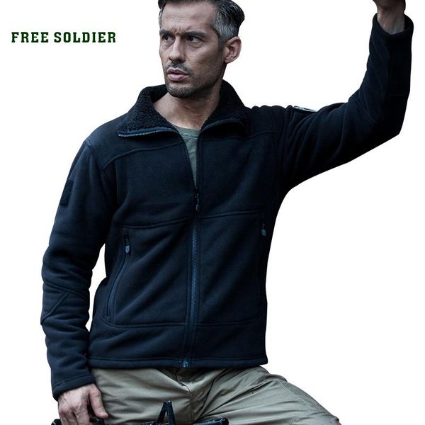 hiking camping tactical outdoor fleece clothing thermal comfortable short plush men's jacket, Blue;black
hiking camping tactical outdoor fleece clothing thermal comfortable short plush men's jacket, Blue;black