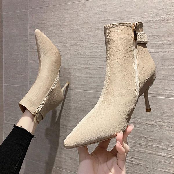 ankle boots high heels women shoes pointed toe boots winter stiletto heel short women black beige kobiet buty
ankle boots high heels women shoes pointed toe boots winter stiletto heel short women black beige kobiet buty