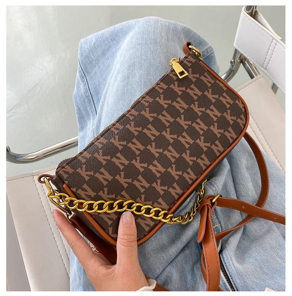 mini crossbody bags for women 2020 new acrylic chain designer lady sling bag pu leather ladies messenger bag mobile wallet purse
mini crossbody bags for women 2020 new acrylic chain designer lady sling bag pu leather ladies messenger bag mobile wallet purse