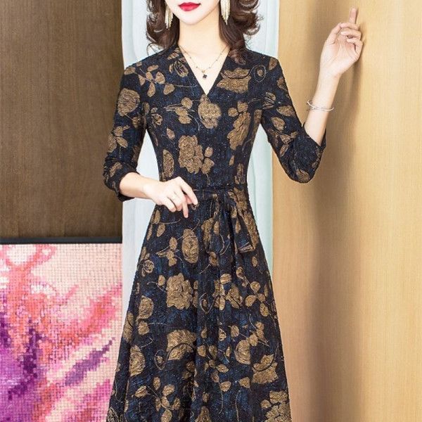 spring and autumn dress women 2020 spring and autumn mom women's mother new big size fat mm expensive lady dress foreign style high end, Black;gray
spring and autumn dress women 2020 spring and autumn mom women's mother new big size fat mm expensive lady dress foreign style high end, Black;gray