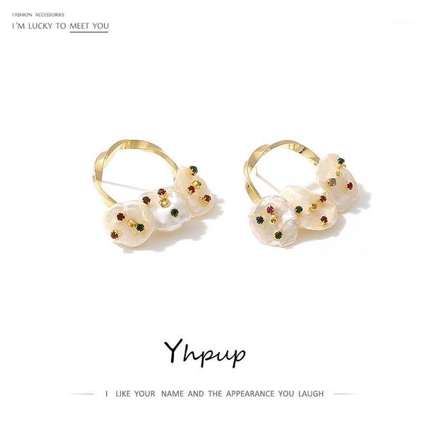 yhpup baroque natural pearls stud earrings copper rhinestone crystal earrings brincos women jewelry gift new bijoux femme 20201, Golden;silver
yhpup baroque natural pearls stud earrings copper rhinestone crystal earrings brincos women jewelry gift new bijoux femme 20201, Golden;silver