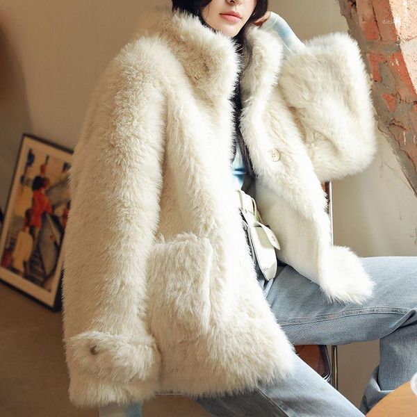 women 2021 autumn winter fashion solid color faux fur coat female short single breasted outwears ladies loose warm jackets q5321, Black
women 2021 autumn winter fashion solid color faux fur coat female short single breasted outwears ladies loose warm jackets q5321, Black