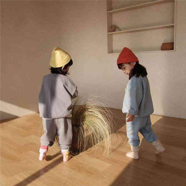 autumn korean boys and girls round neck pure color cotton linen cotton hoodie suit long sleeve for children sports suit, White
autumn korean boys and girls round neck pure color cotton linen cotton hoodie suit long sleeve for children sports suit, White