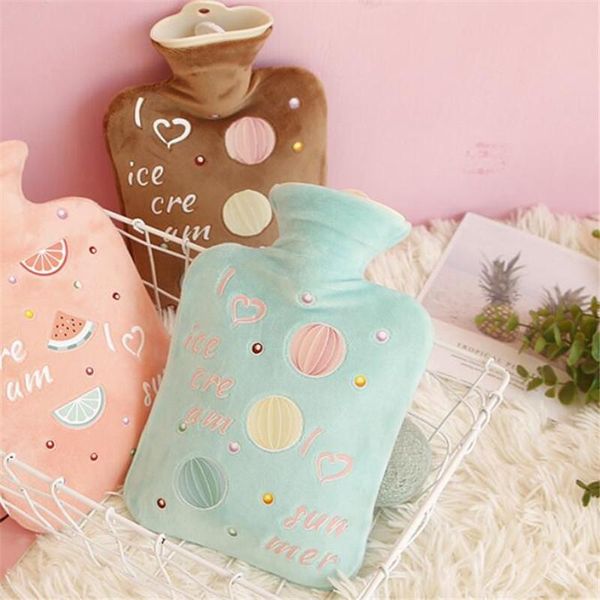 1000ml cute fruit плюшевые теплый горячей воды бутылки мини грелки портативный руки теплые девушки карманный ручной ножки горячая вода сумки
1000ml cute fruit плюшевые теплый горячей воды бутылки мини грелки портативный руки теплые девушки карманный ручной ножки горячая вода сумки
